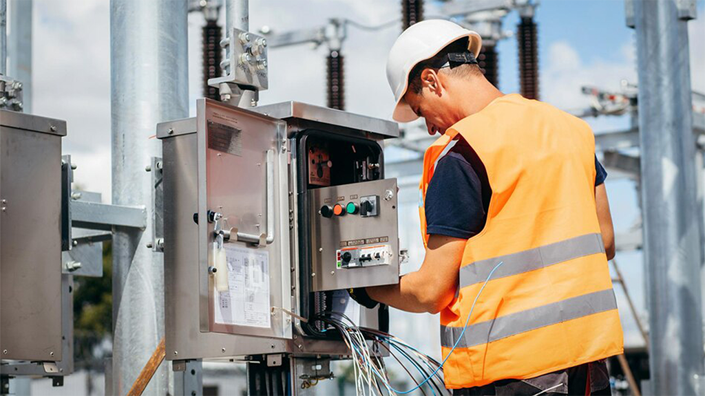 Hitachi Energy Invests €30M to Expand Transformer Operations in Germany